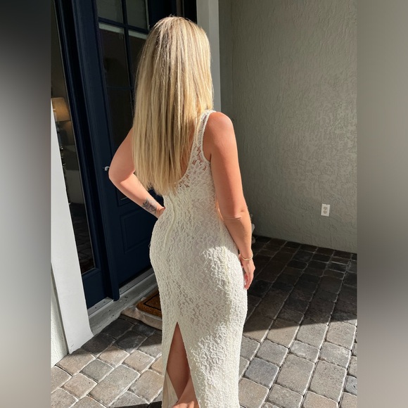 Womens White Beaded Sleeveless Maxi Fitted Low Back Column Wedding Gown … - Picture 5 of 16